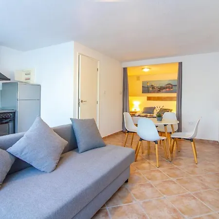 Apartamento Stunning In With Wifi